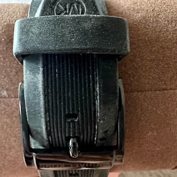 Michael Kors watch - Picture 2 of 2